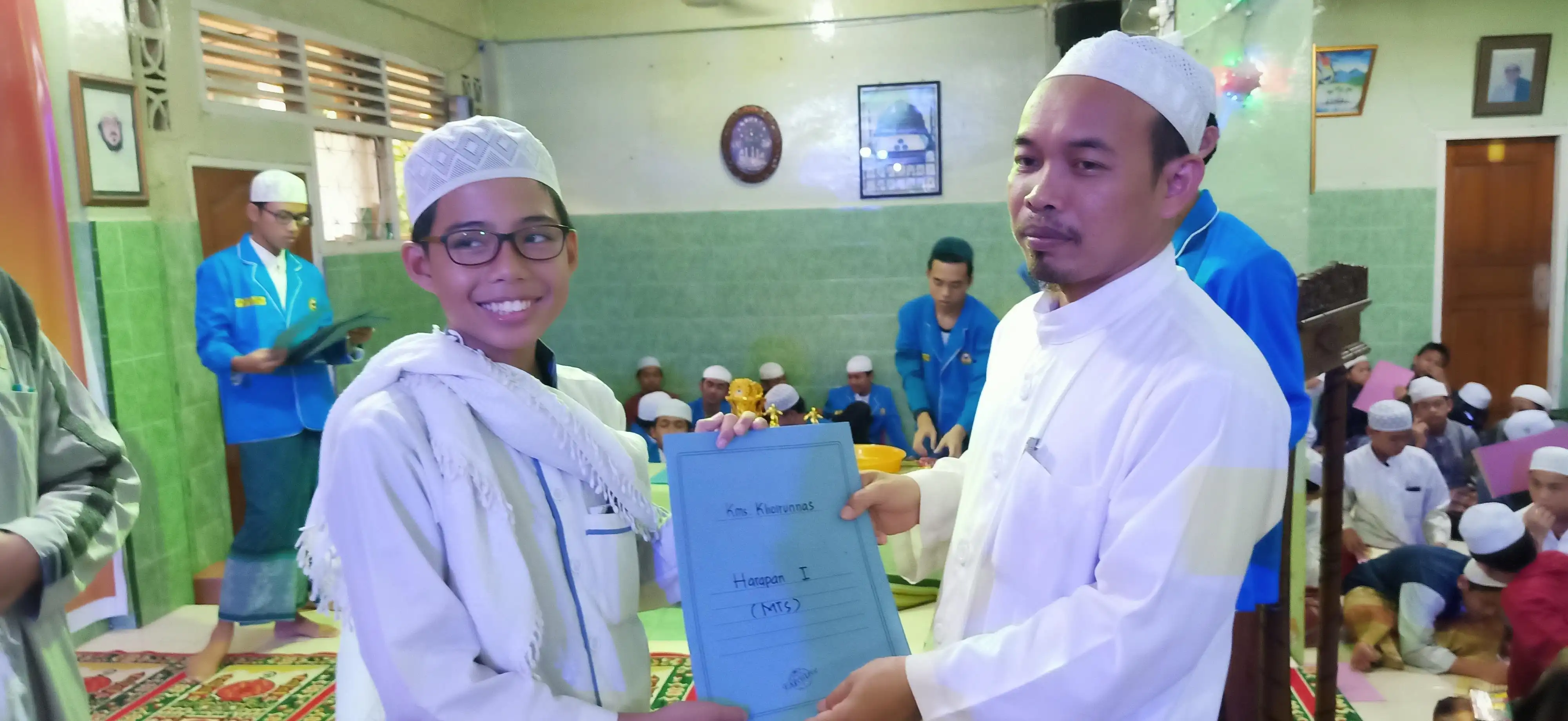 Pembagian Hadiah 119